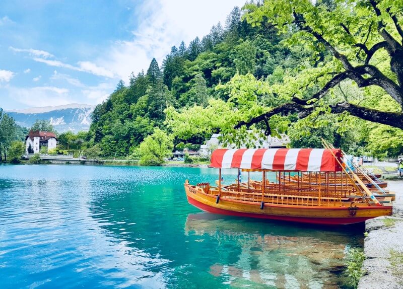 Lago di  Bled e "pletna"