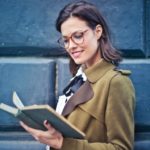 L’importanza di scegliere gli occhiali da donna per la salute degli occhi